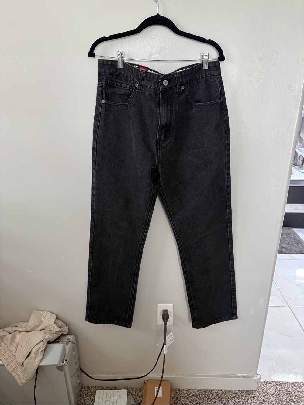 Men's Black Denim Jeans with Red Trim - 34x32